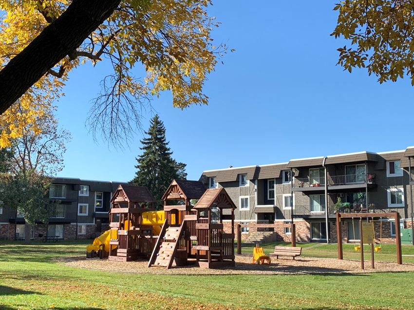 Moonraker Apartments, 5521 Brookdale Drive N, Brooklyn Park, MN RentCafe